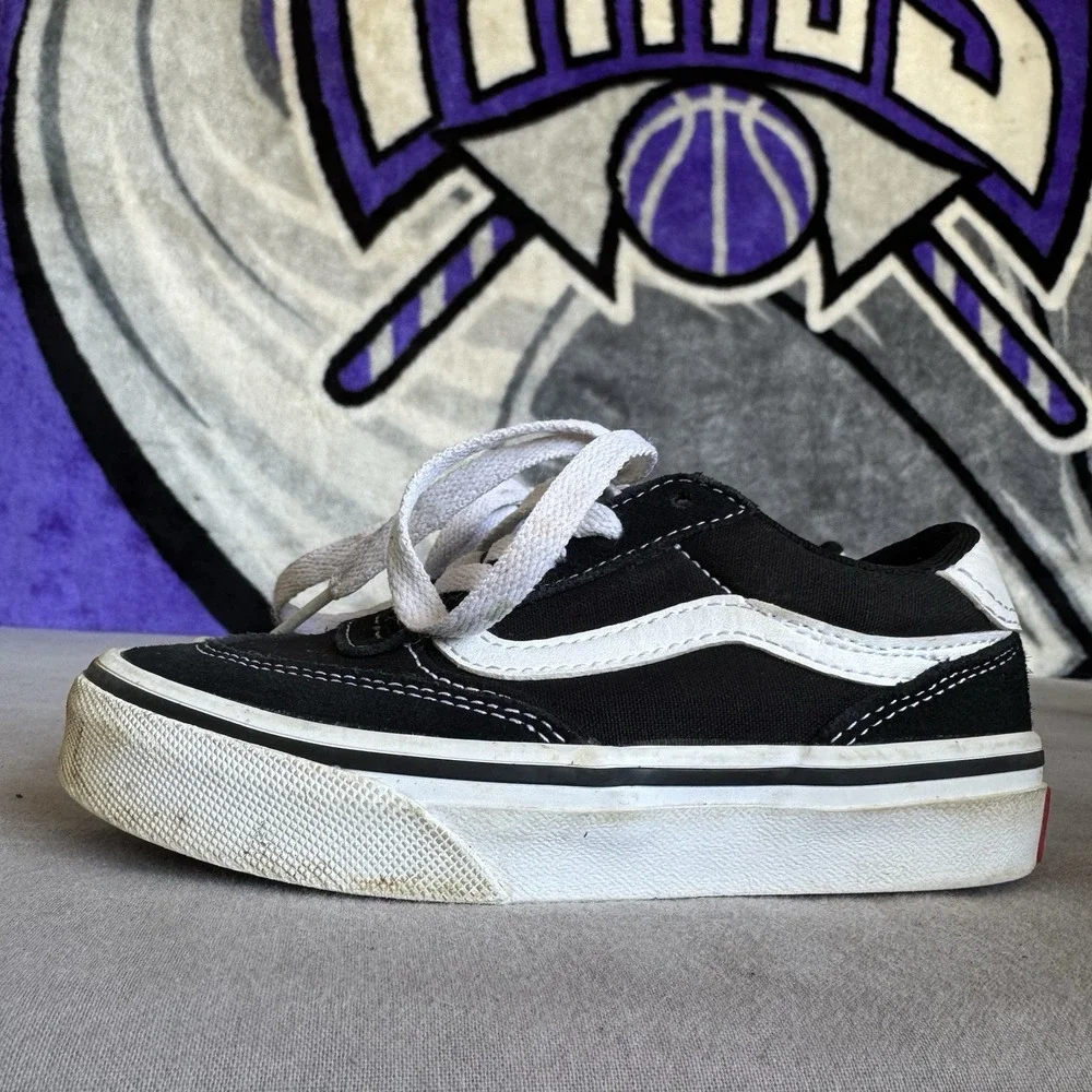 Size 11c - Vans Youth Boys' Brooklyn LS Sneaker Youth Black White Suede